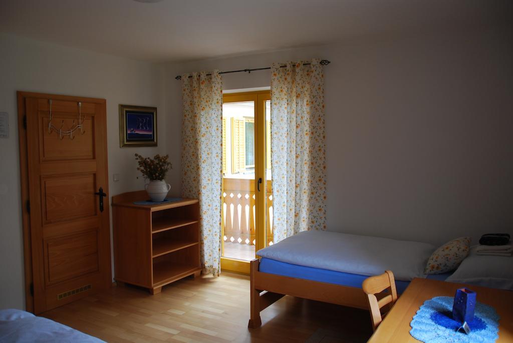 Farm Stay Rotovnik - Plesnik 슬로벤 그라데츠 외부 사진